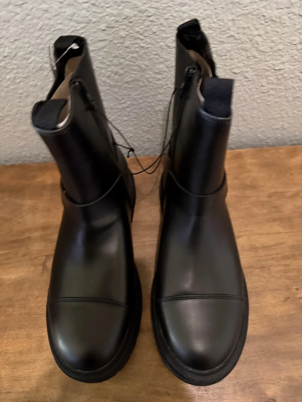 art class classic black